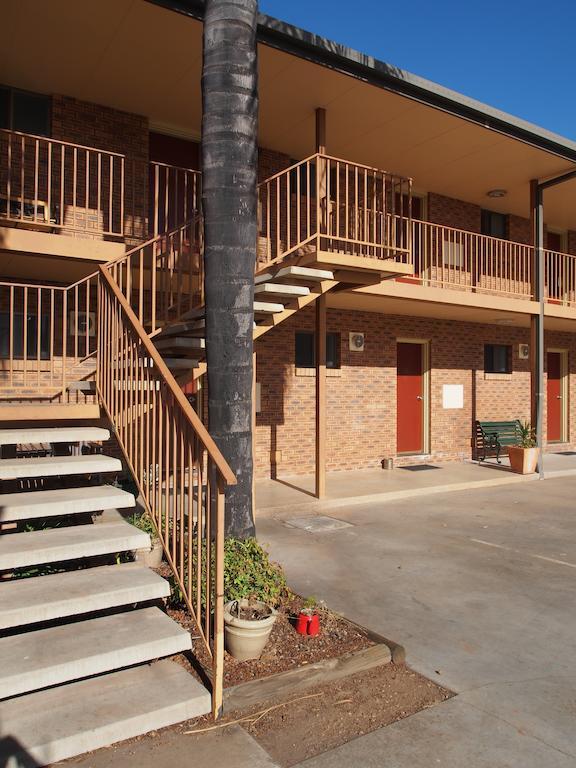 Cobar Town & Country Motor Inn Exterior foto